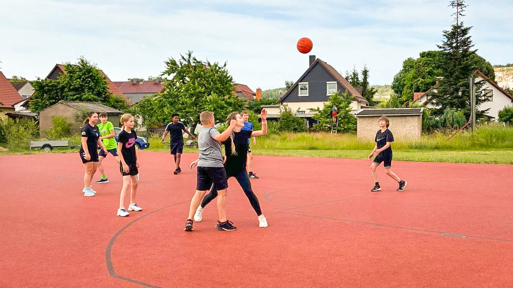 Ehrgeiz und Teamgeist beim Sportfest der Regelschule