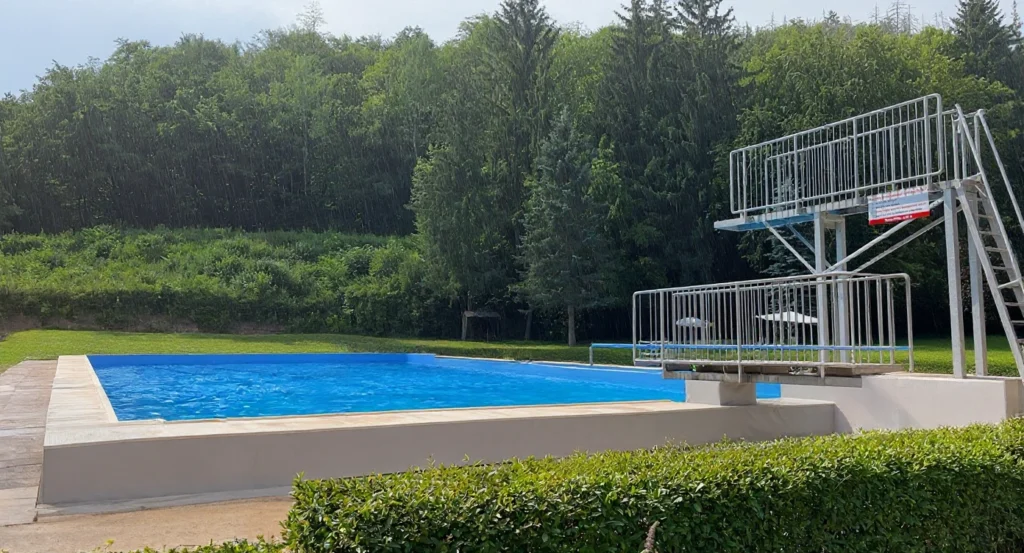 Pfingsten: Freibäder könnten bei Regen geschlossen bleiben