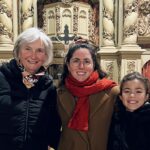 Foto aus der Kirche Neustadt, zu sehen von links nach rechts: Annette Bauersfeld, Danika Zapp, Luise Bauersfeld