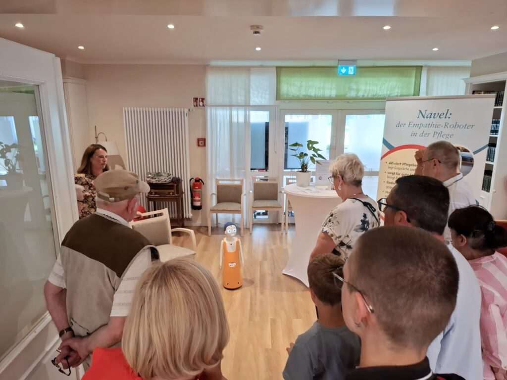 Neues vom Sonnenhof: Roboter Paul und ein Ehrenamtspreis